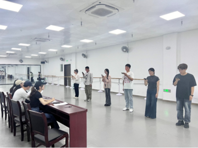 教育學院迎新晚會節(jié)目選拔比賽圓滿結束